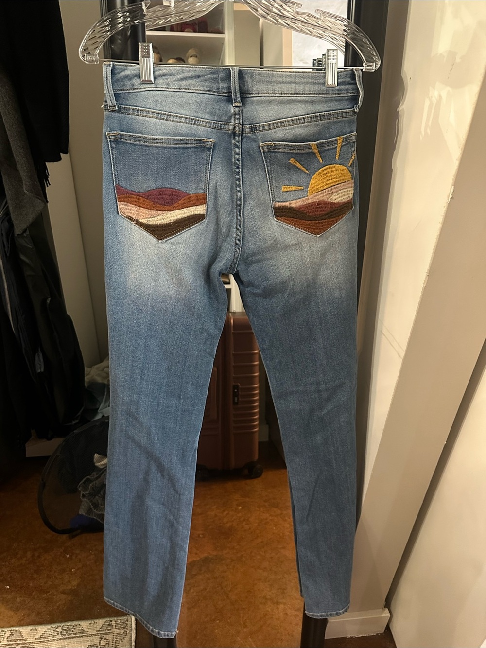 NWT Driftwood Embroidered Denim Kelly Bootcut Jean - Arizona Sunrise - 26 - Picture 7 of 11